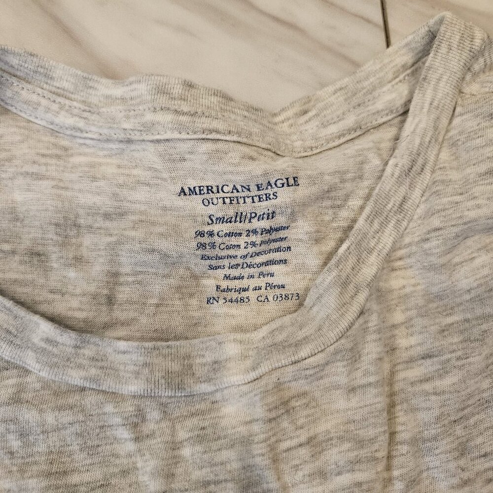 5 American Eagle Women Size Small Shirts Y2K - 1 owner - Picture 12 of 14